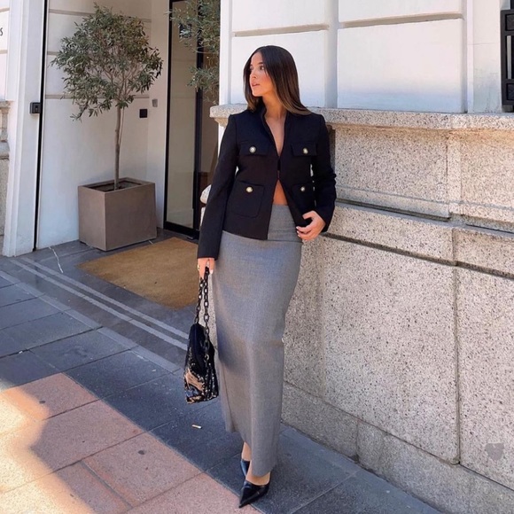 Zara Gray Midi Pencil Skirt ZW Collection - Picture 3 of 17